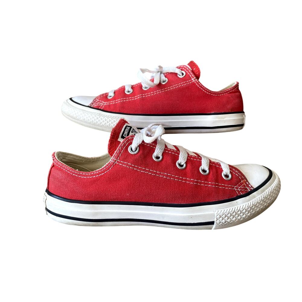Converse Chuck Taylor All Star Canvas Sneakers Youth Size 3 - Red